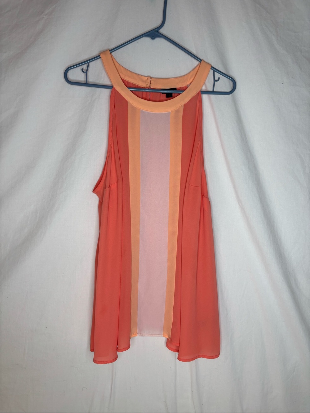 Torrid women’s halter/tank tunic top size1 front darts